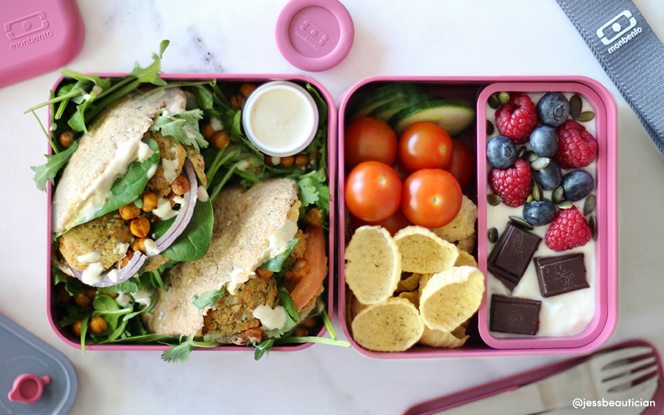 Umami - *UMAMI Bento Lunch Box ideas* 👉 Today: a Vegan Lunch Box 🌻  Preparation time: 15 minutes Ingredients: - Vegan salad: cucumber, cherry  tomatoes, rice, parsley, some olives, olive oil, salt